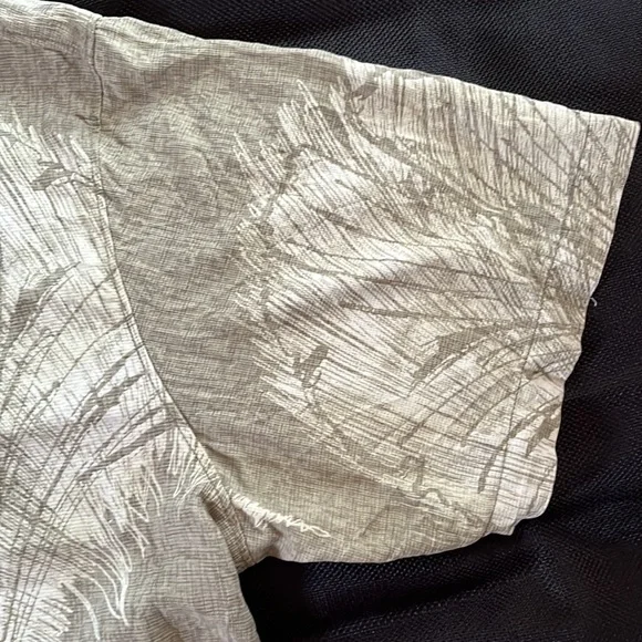 TOMMY BAHAMA silk shirt - Picture 8 of 11